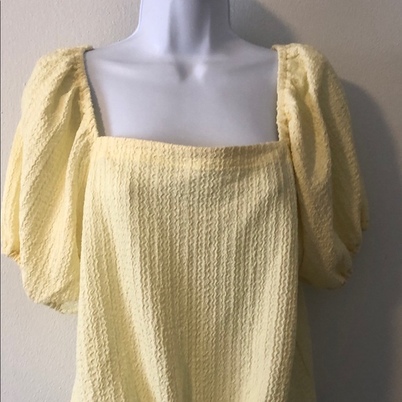 Loft Top - Picture 2 of 5